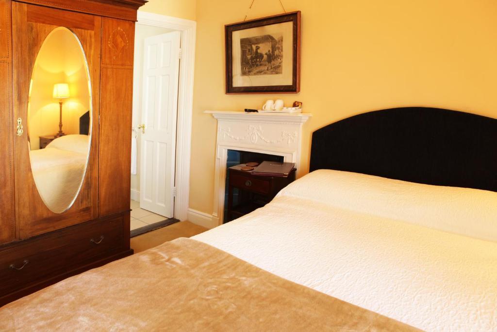 Crotty'S Pub & Accommodation Kilrush Zimmer foto